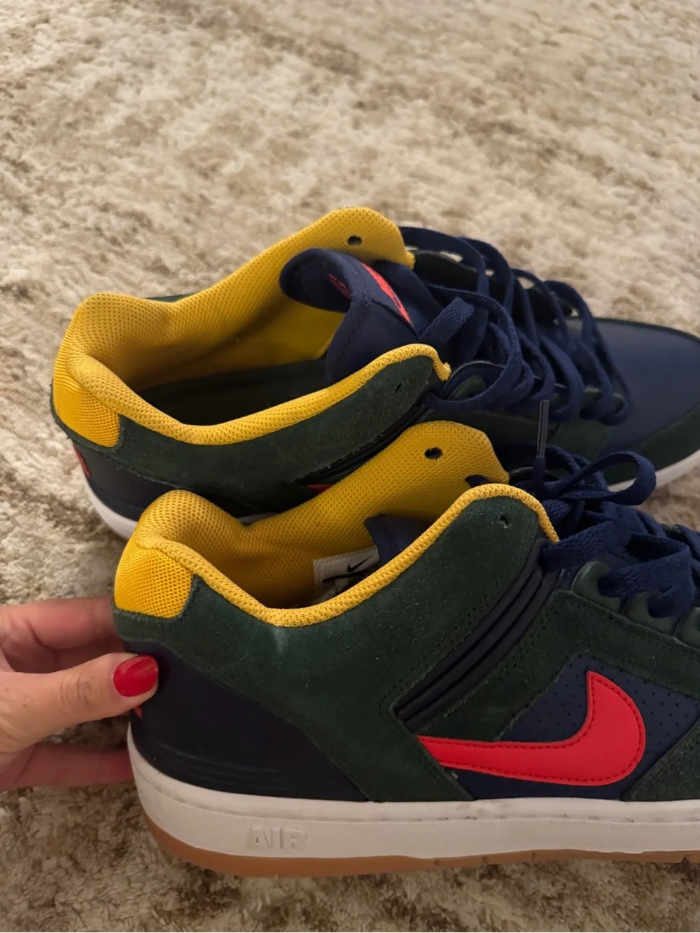 Nike low top